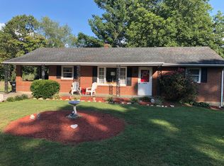 3454 View Ave, Roanoke, VA 24018