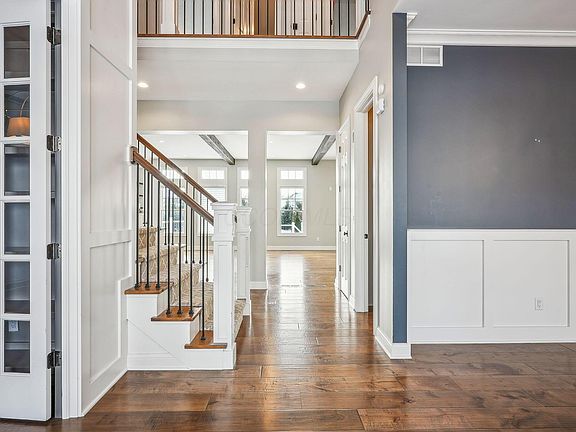 4th image of 1701 Woodland Hall Dr