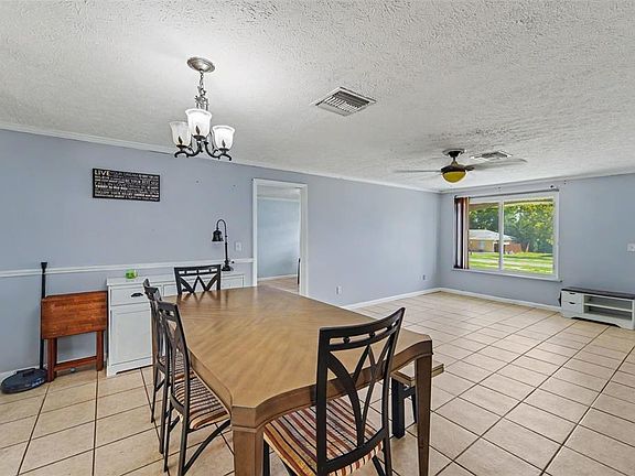 3rd image of 9342 NORTHCLIFFE BOULEVARD