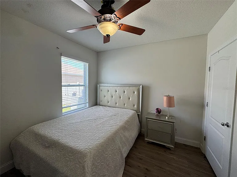 5746 Marsh Landing Dr — Photo 15