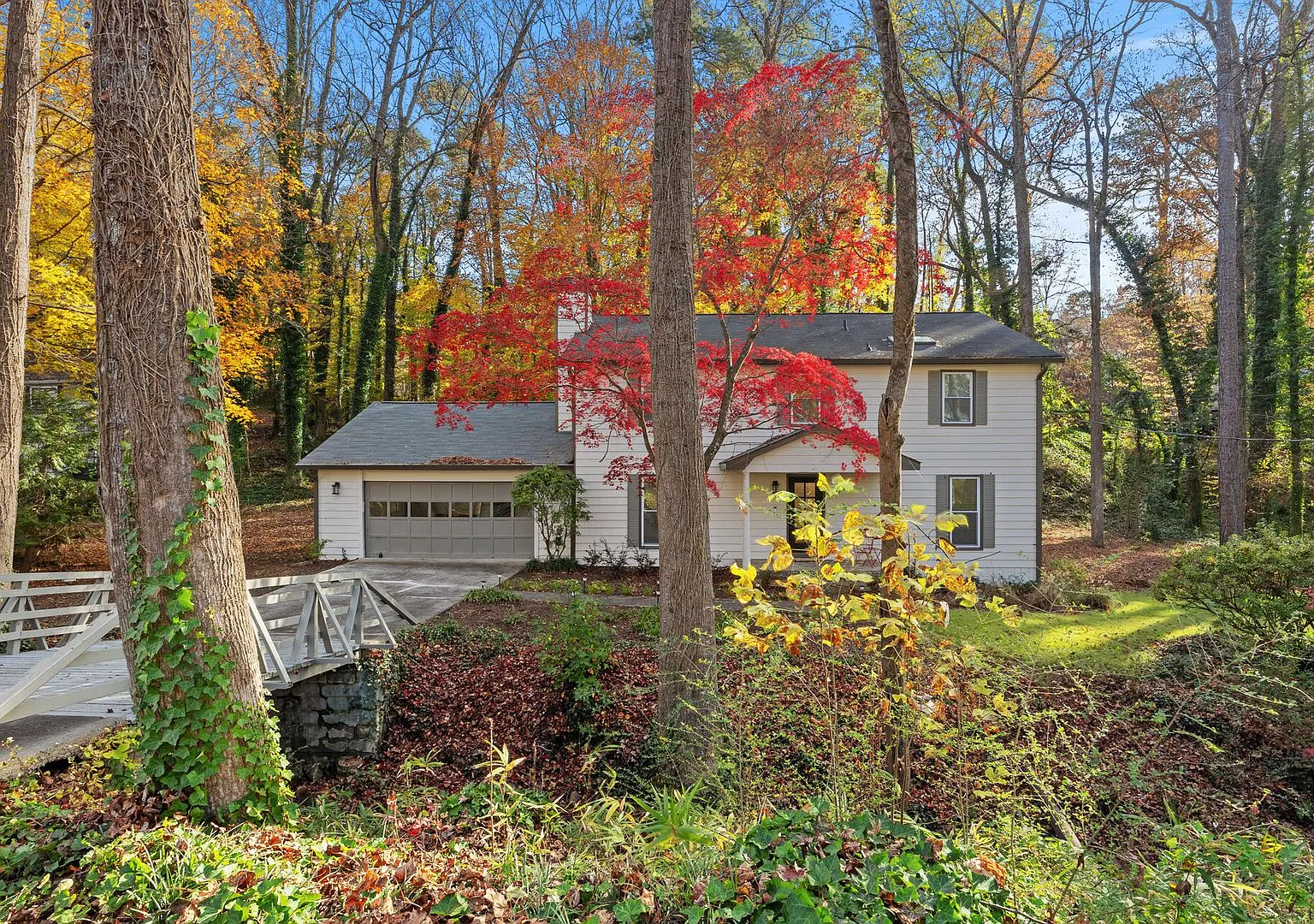 Smyrna 5BR Housing near Wellstar Cobb Hospital and Truist Park — Photo 2
