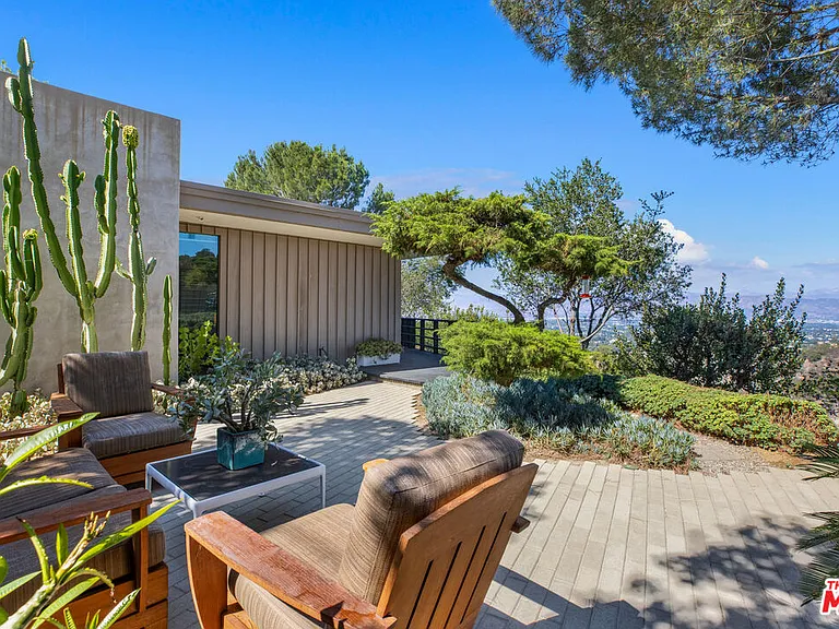 3346 Beverly Ranch Rd — Photo 5