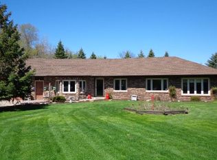 19981 Dogwood St NW, Oak Grove, MN 55011