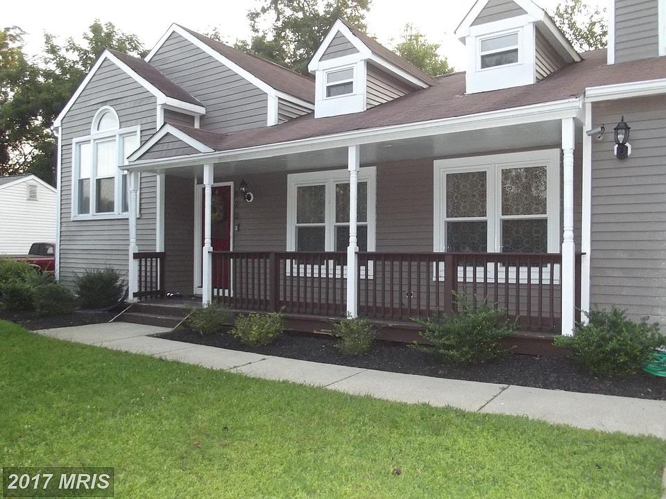 1st image of 823 New Orchard Pl