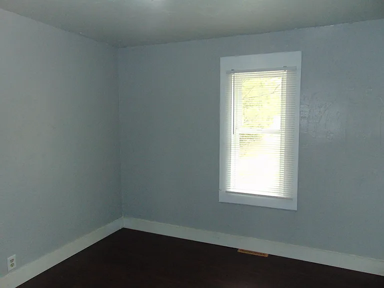 1219 Marshall Ave — Photo 21