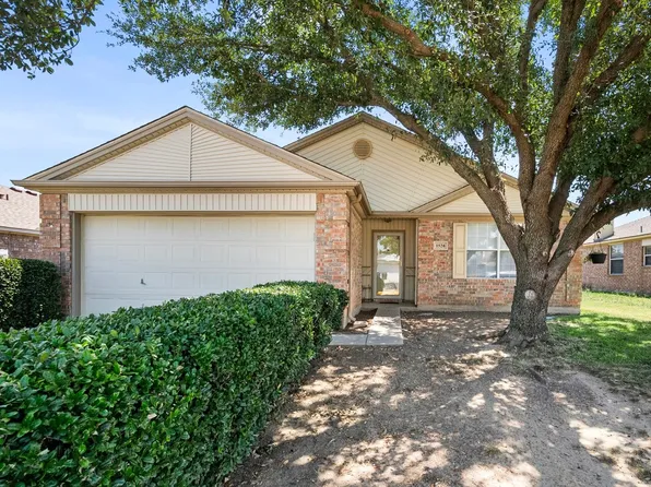 1520 Columbia Dr, Glenn Heights, TX 75154