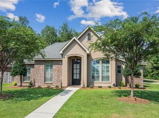 202 Autumn Woods Dr, Covington, LA 70433