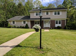 7 Highview Cir, Middletown, NJ 07748