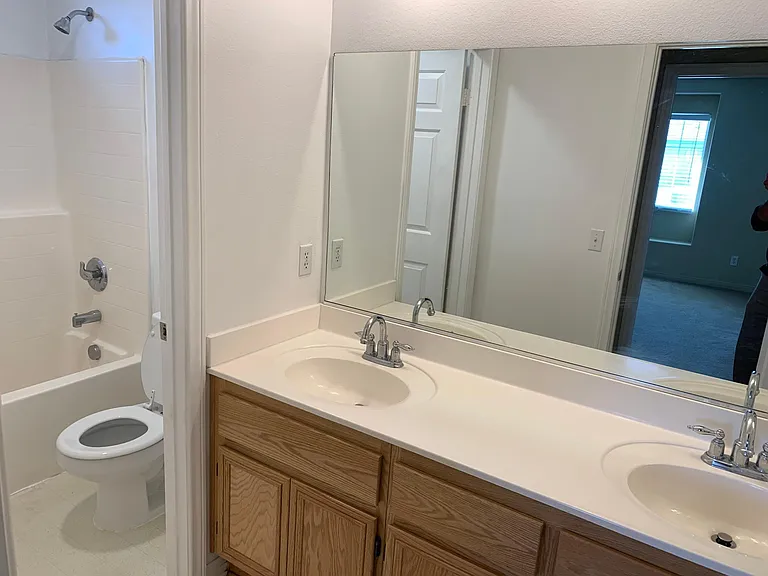 11926 Forest Park Ln — Photo 20