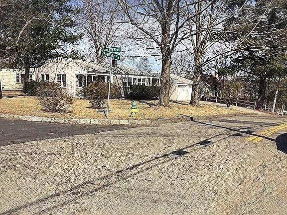 Front view of home 