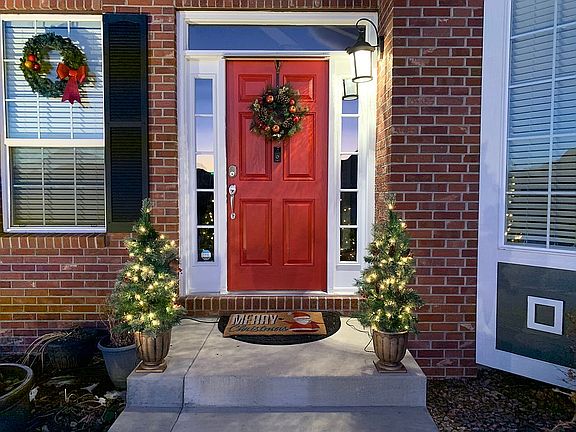 3rd image of 8656 Royal Melbourne Cir