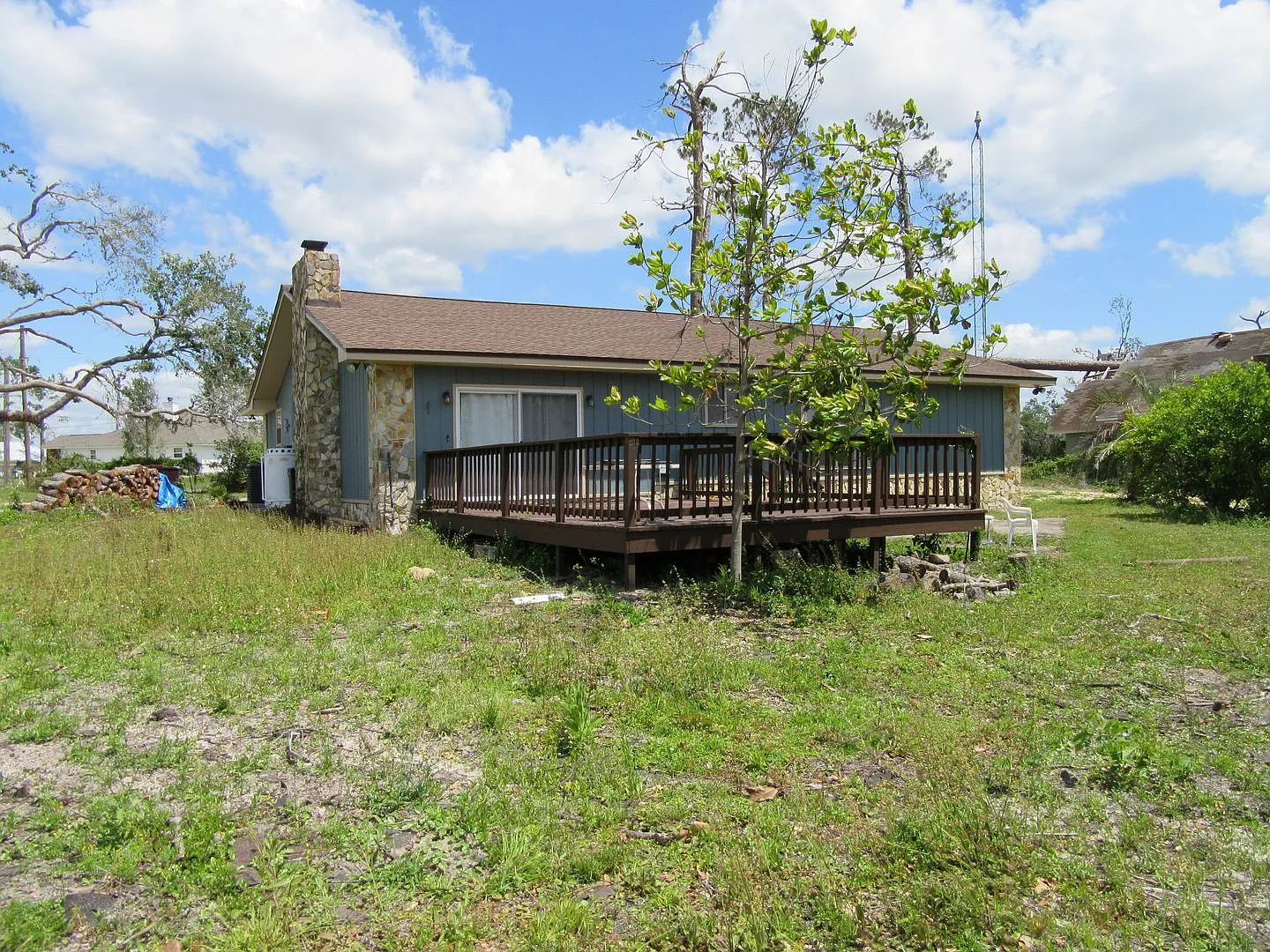 3 bed, 2.0 bath, 1725 sqft, $1,895 — Photo 3
