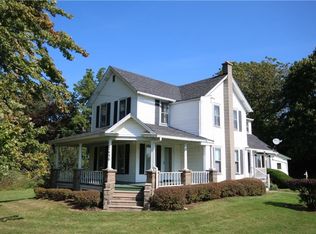 7436 Fisher Rd, Ontario, NY 14519