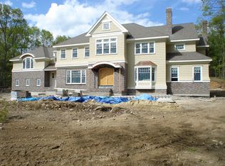 17 Holly Cir, Weston, MA 02493