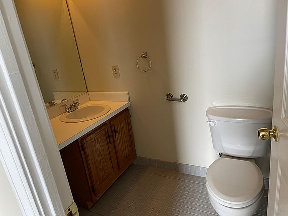 4th image of 10 Weston Ave APT 207