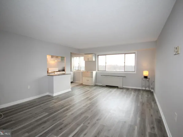 2500 N Van Dorn St APT 1118, Alexandria, VA 22302