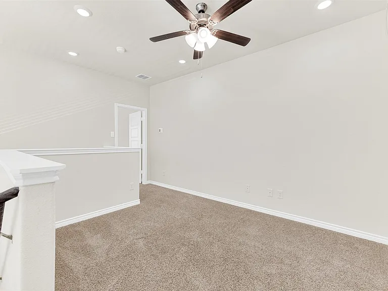 1328 Kimzey St #1 — Photo 9