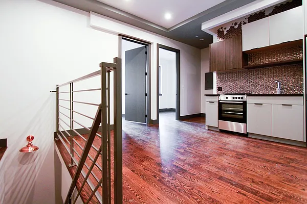 Rented by TheRealEstateCompany.com LLC | media 44