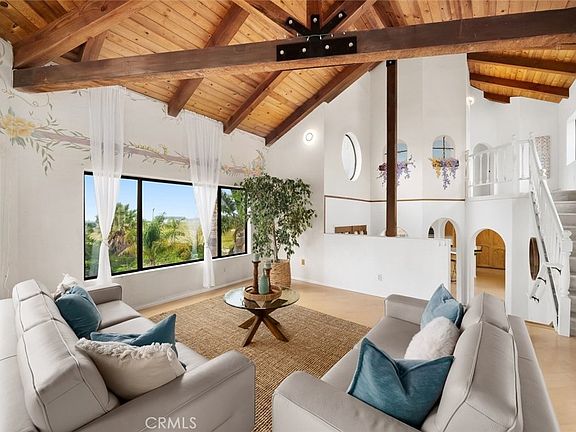 4th image of 330 E Ormonde Rd