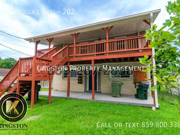 419 Douglas Ave #202