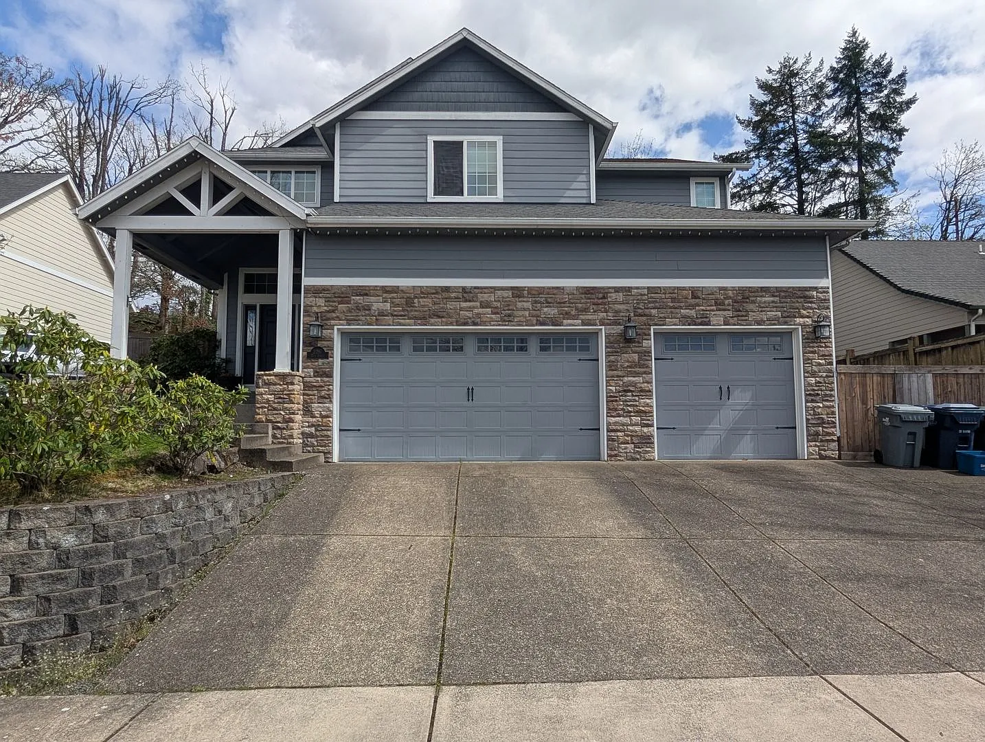 Gorgeous 3+ Bedroom, 2.5-Bath Home With 2934sf In Springfield! — Photo 2