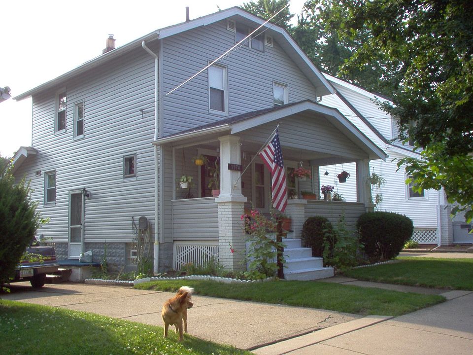 Front of house - south side