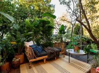 11614 Chenault St APT 3, Los Angeles, CA 90049