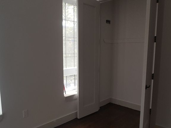 5th image of 489 Chauncey St APT 01R