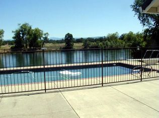 22920 Blue Jay Ln, Anderson, CA 96007
