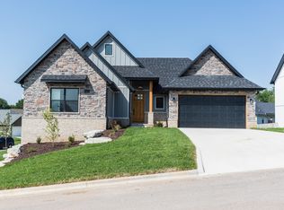 803 E Rainey St, Ozark, MO 65721