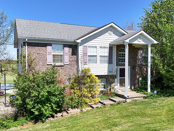 5th image of 204 Saddle Brook Ct