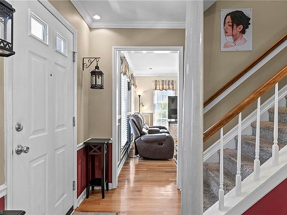 5th image of 9036 Jefferson Woods Dr