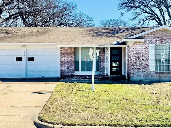 6129 Forest Edge Dr, Forest Hill, TX 76119