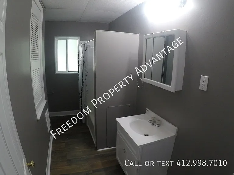 726 E 9th Ave #2 — Photo 10
