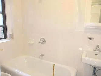 Rented by Manhattan Spaces