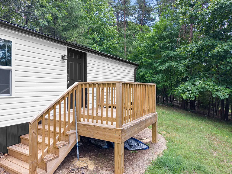206 Primrose Rd — Photo 4