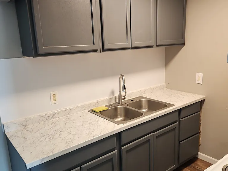 60 S Linden Rd #207 — Photo 2
