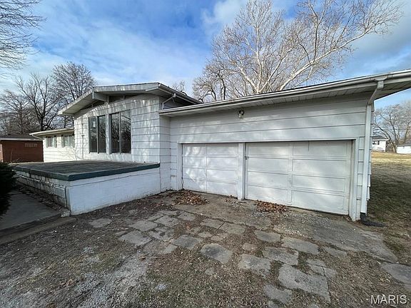 5th image of 3013 N 60th St