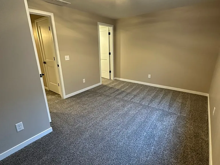 9819 Keystone Dr — Photo 30