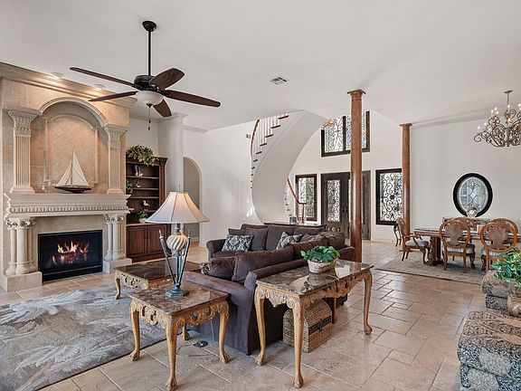 4th image of 1048 Emerald Bay Dr
