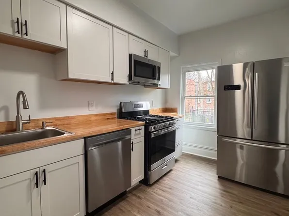 160 N Miller St, 160 N Miller St #1, Newburgh, NY 12550