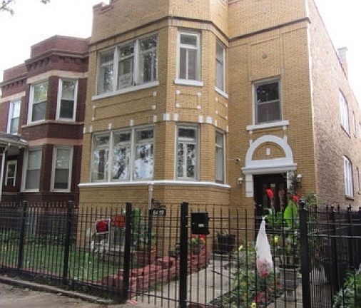 2nd image of 6419 S Artesian Ave