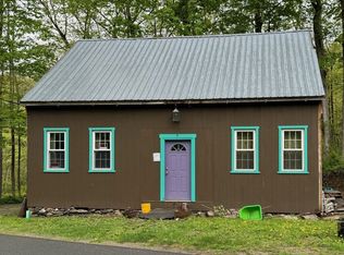 5 & 6 Bow St, Plainfield, MA 01070