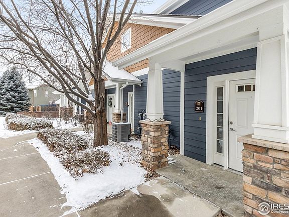 2nd image of 2421 Owens Ave #201