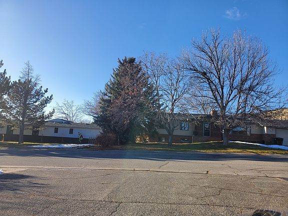 5th image of 2915 Montys Cir