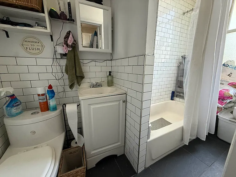 1631 Summerfield St #3L — Photo 10