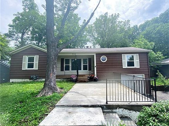 2nd image of 739 Hillside Ave