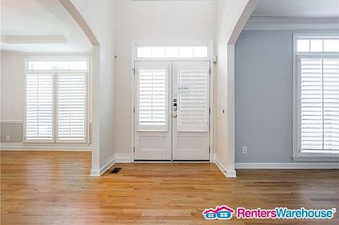 3rd image of 2604 Dunhaven Ct