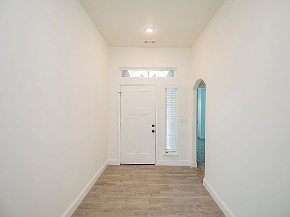 2nd image of 1021 Pink Lady Pl
