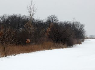8200 W Donges Bay Rd, Mequon, WI